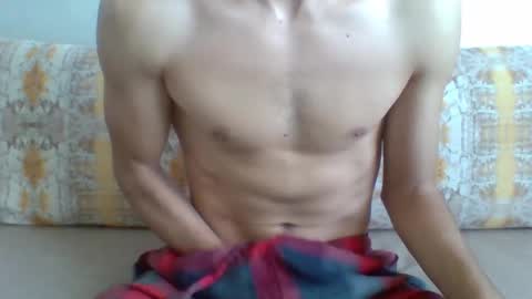 Snapshot of calvin_sexy_arab chatting on 02.24.25 calvin_sexy_arab online show from 02.24.25