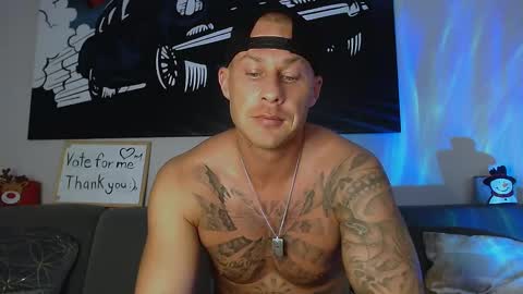 Snapshot of calvinhunt69 chatting on 12.19.24 Calvin  online show from 12.19.24