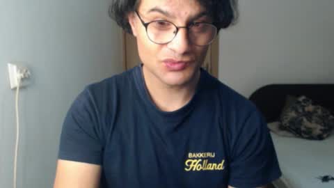 Snapshot of calvinjohnlad chatting on 02.14.26 Calvinjohnlad online show from 02.14.26