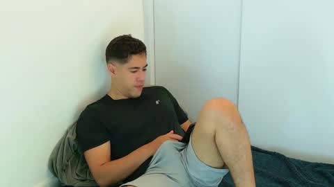 camara110 online show from 11.08.25