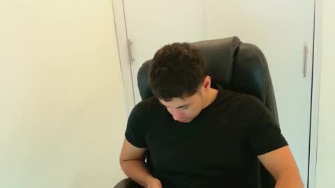 camara110 online show from 12.22.25