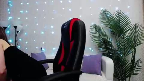 Snapshot of camelia_lillie chatting on 07.15.26 camelia_lillie online show from 07.15.26