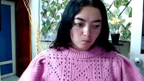Snapshot of cameliasaenz chatting on 01.29.25 camelia online show from 01.29.25