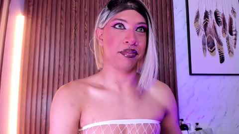 Snapshot of cameron_blake_ chatting on 01.07.26 CAMERON online show from 01.07.26