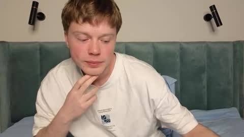 Snapshot of cameron_crowly chatting on 02.01.26 Cameron online show from 02.01.26
