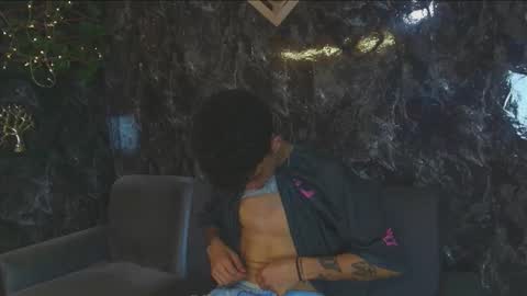 Snapshot of cameron_lux4 chatting on 01.17.26 CAMERON online show from 01.17.26