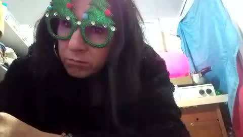 Snapshot of cameron_puppy chatting on 12.24.24 Mara Catalina Romero Ordez online show from 12.24.24