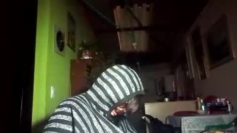 Snapshot of cameron_puppy chatting on 01.04.25 Mara Catalina Romero Ordez online show from 01.04.25