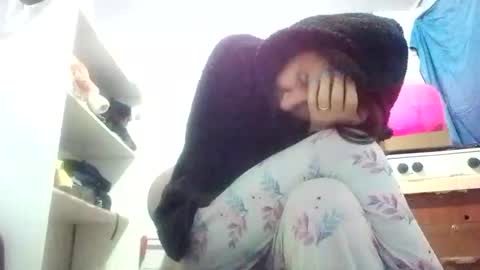 Snapshot of cameron_puppy chatting on 01.14.25 Mara Catalina Romero Ordez online show from 01.14.25