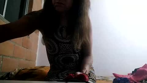 Snapshot of cameron_puppy chatting on 02.11.25 Mara Catalina Romero Ordez online show from 02.11.25