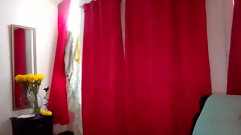 Snapshot of cameron_puppy chatting on 09.18.25 Mara Catalina Romero Ordez online show from 09.18.25