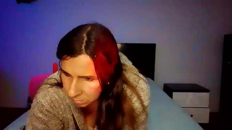 Snapshot of cameron_puppy chatting on 09.28.25 Mara Catalina Romero Ordez online show from 09.28.25
