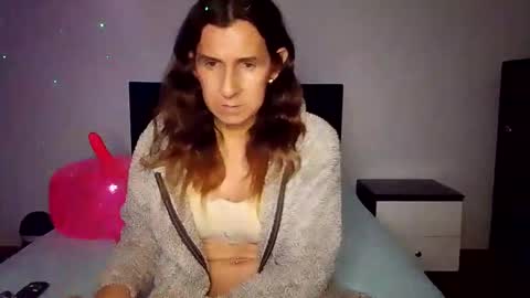 Snapshot of cameron_puppy chatting on 10.14.25 Mara Catalina Romero Ordez online show from 10.14.25