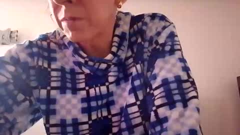 Snapshot of cameron_puppy chatting on 10.14.25 Mara Catalina Romero Ordez online show from 10.14.25
