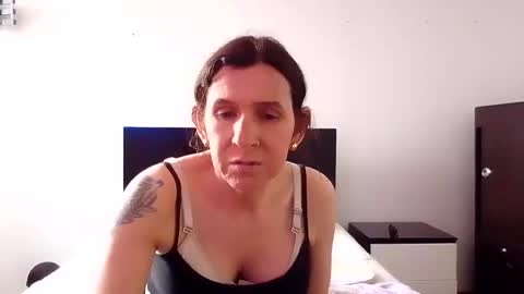 Snapshot of cameron_puppy chatting on 10.18.25 Mara Catalina Romero Ordez online show from 10.18.25