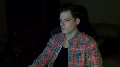 Snapshot of camerondt chatting on 01.20.25 camerondt online show from 01.20.25