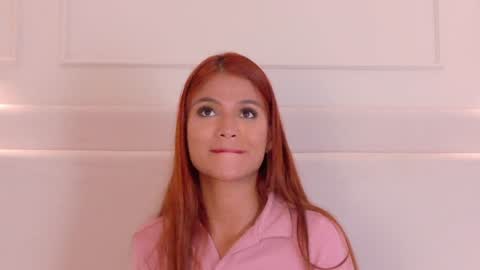 Snapshot of cameronnrosse chatting on 01.05.25 cameronnrosse online show from 01.05.25