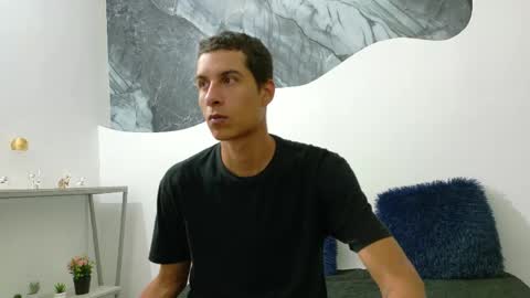 Snapshot of cameronsilverman chatting on 05.19.26 cameronsilverman online show from 05.19.26