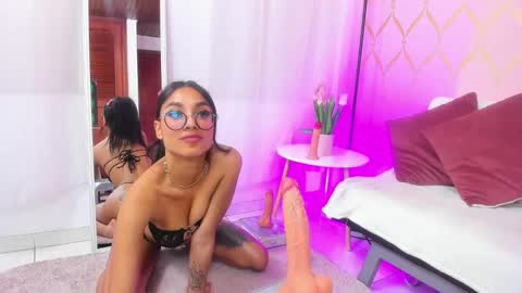 Camila online show from 02.09.25