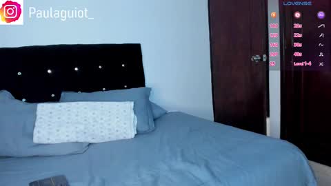 Snapshot of cami_hunter chatting on 03.08.25   online show from 03.08.25