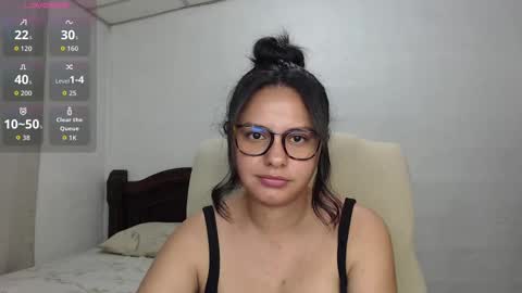 Snapshot of cami_valbuena chatting on 09.29.25 Camila Valbuena online show from 09.29.25