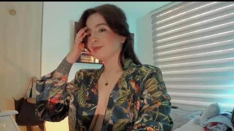 camila   online show from 01.28.25