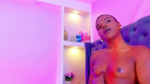 camiestrada online show from 12.03.25