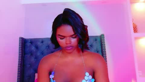 Snapshot of camiestrada chatting on 01.18.26 camiestrada online show from 01.18.26