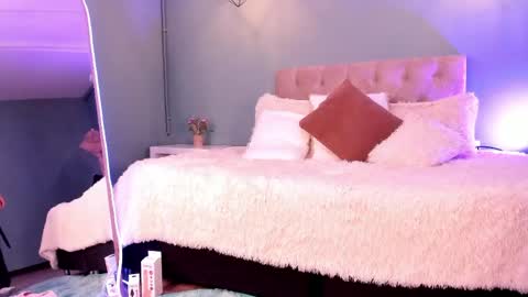 Snapshot of camii_bunnie chatting on 05.01.26 Cami online show from 05.01.26