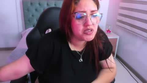 Snapshot of camiila_osorio chatting on 02.25.25 Camila Osorio online show from 02.25.25