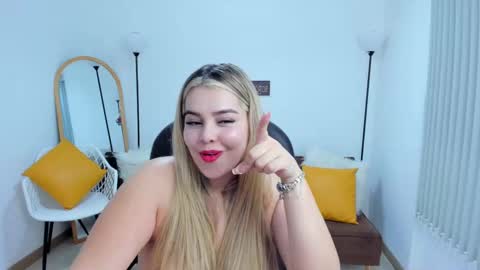 Camila online show from 03.04.25