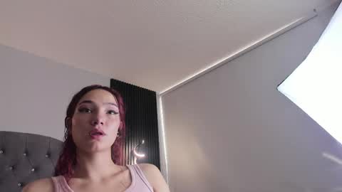 Snapshot of camiirosse chatting on 05.12.26 camiirosse online show from 05.12.26