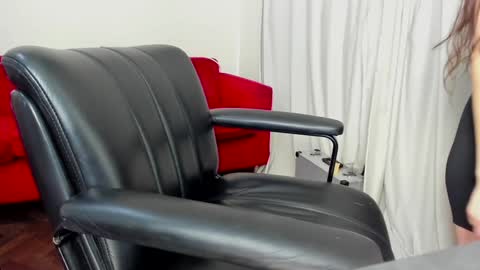 Snapshot of camila_berk chatting on 12.31.24 Cami online show from 12.31.24