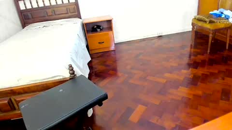 Snapshot of camila_berk chatting on 01.24.25 Cami online show from 01.24.25