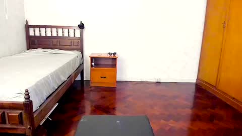 Snapshot of camila_berk chatting on 01.28.25 Cami online show from 01.28.25