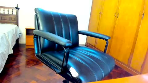 Snapshot of camila_berk chatting on 02.05.25 Cami online show from 02.05.25