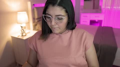 Camila buitrago online show from 12.18.24