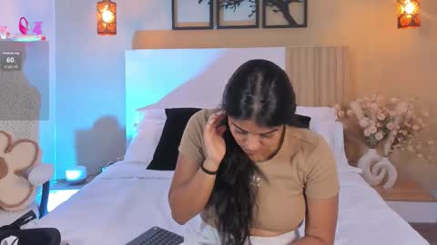 camila_bustamante_ online show from 10.09.25