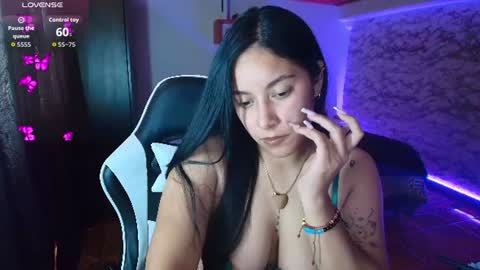 Snapshot of camila_iroose chatting on 07.05.26 Camila Roose online show from 07.05.26