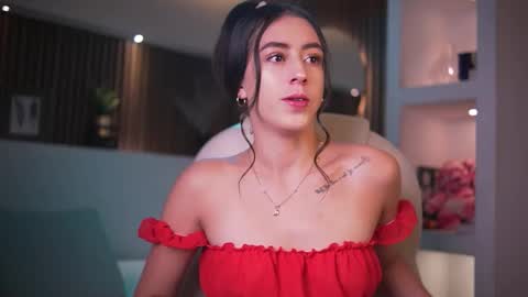 camila_martinez9 online show from 10.08.25