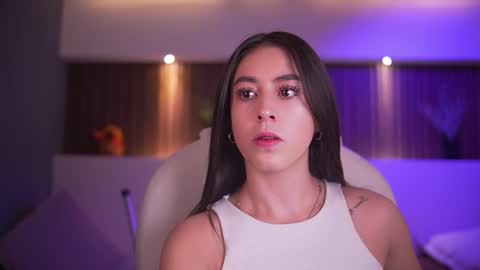 camila_martinez9 online show from 11.21.25