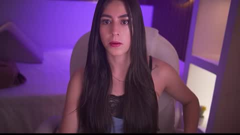 camila_martinez9 online show from 11.26.25