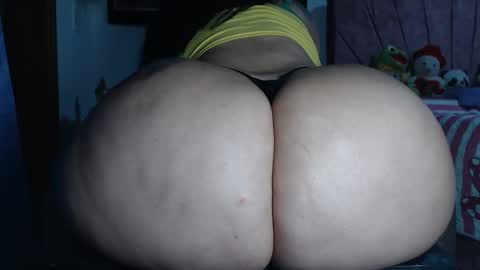 Snapshot of camila_rosess chatting on 05.29.26 valentinaEpic way Ive been fucked 1515 online show from 05.29.26