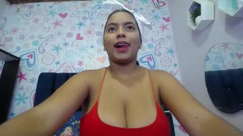 Snapshot of camila_rous_ chatting on 01.24.25 CAMILA online show from 01.24.25