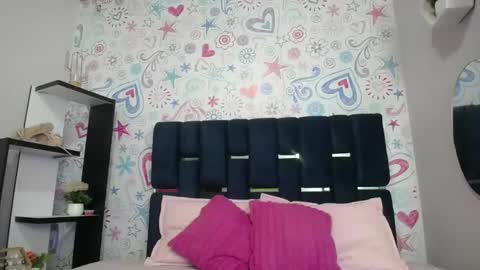 Snapshot of camila_rous_ chatting on 02.09.25 CAMILA online show from 02.09.25