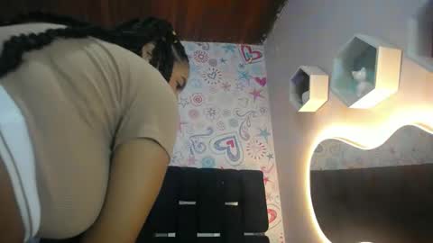 Snapshot of camila_rous_ chatting on 03.06.25 CAMILA online show from 03.06.25