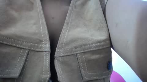 Snapshot of camila_rous_ chatting on 09.14.25 CAMILA online show from 09.14.25