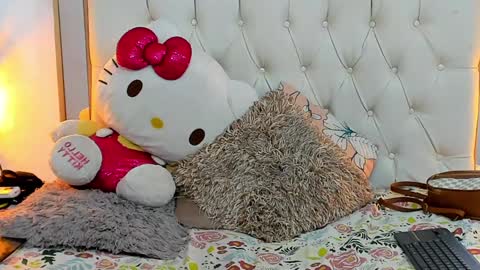 Snapshot of camila_sex_latina chatting on 01.17.25 camila_sex_latina online show from 01.17.25