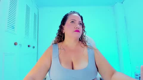 Snapshot of camilaa_foxxx chatting on 01.09.25 camilaa foxxx online show from 01.09.25