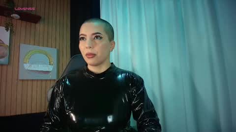    online show from 01.12.26